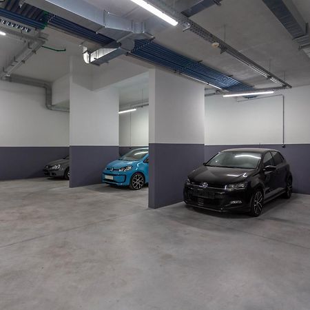 Grey House Apartment Бол Екстериор снимка