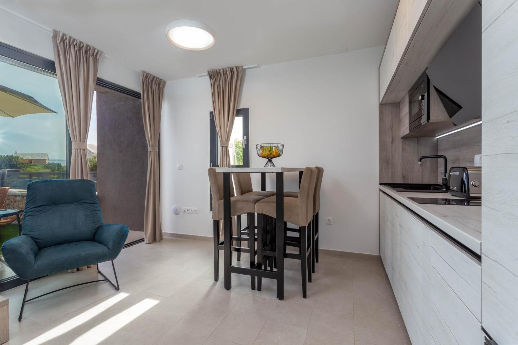 Grey House Apartment Бол Екстериор снимка